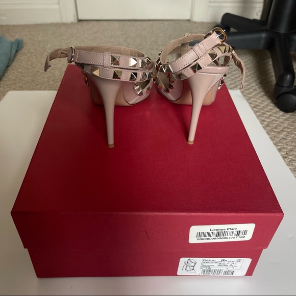 VALENTINO Rockstud Caged Patent Pump Size 38.5 - Picture 2 of 7